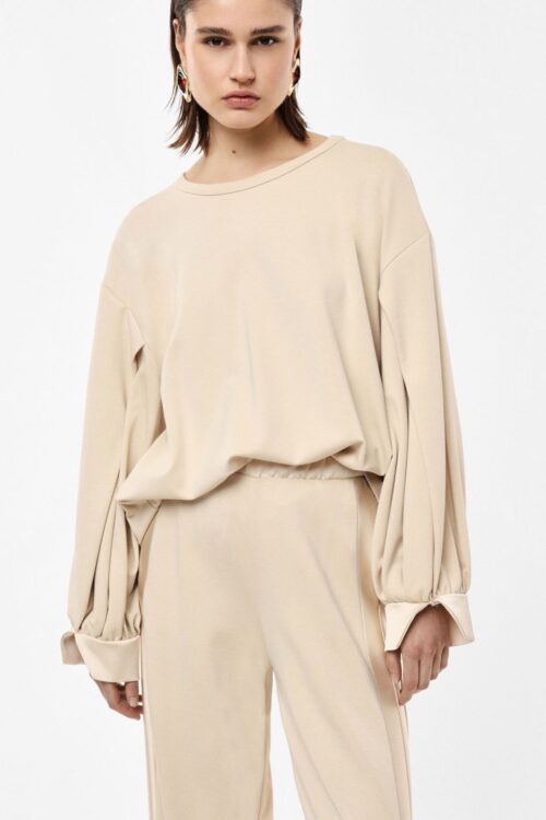 Mikina s objemnými rukávmi